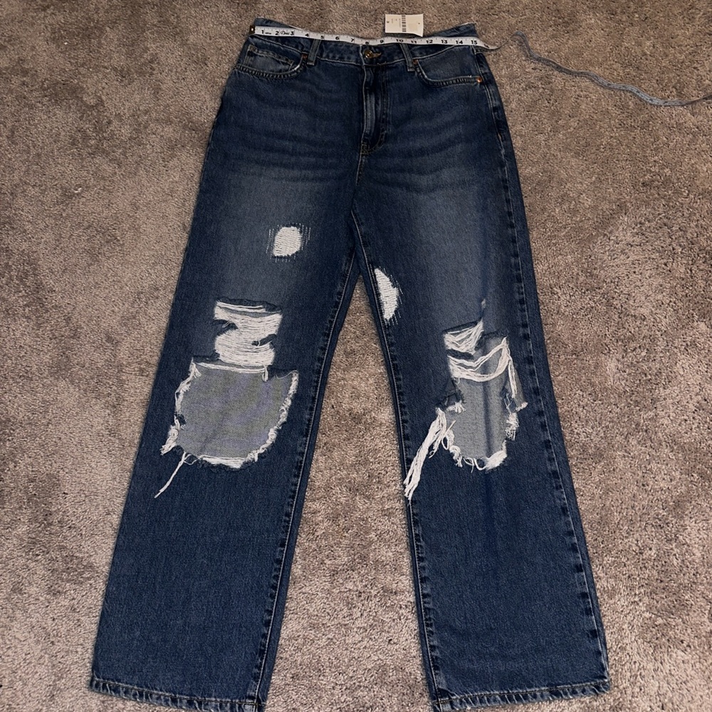 Forever21 ripped jeans 90s era
